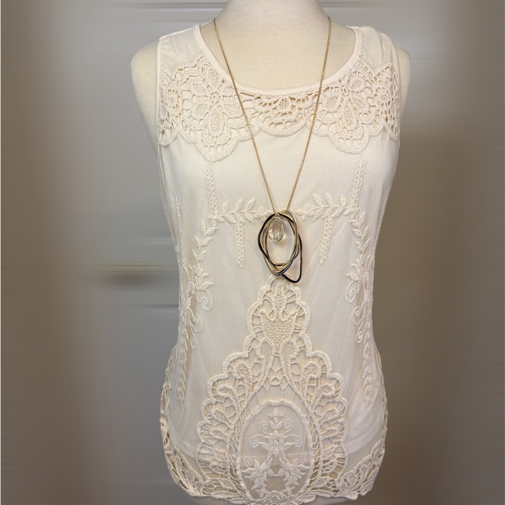 Cynthia Rowley Cream Lace Sleeveless Blouse